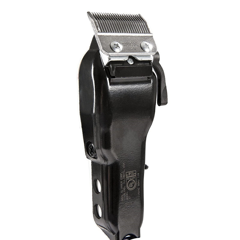 Wahl Super Taper 8400 – included accessories: attachment combs, oil, brush and blade guard